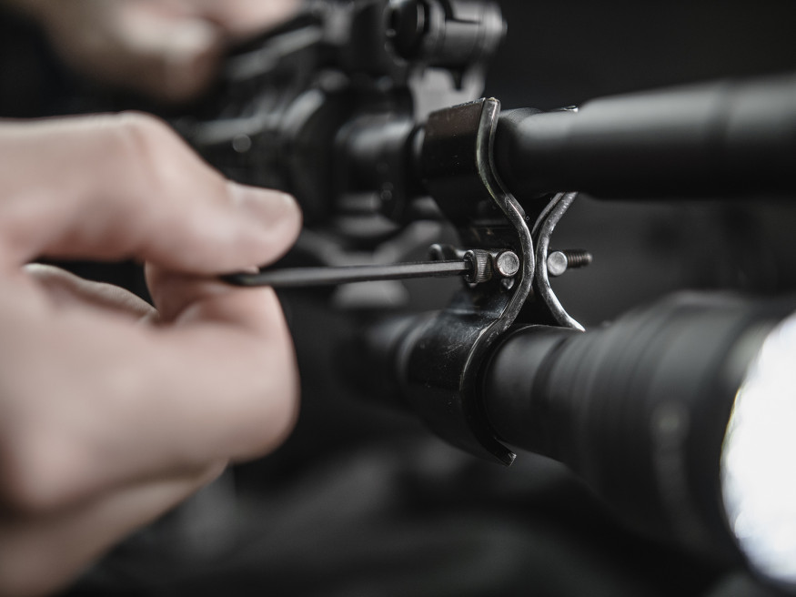 Универсальное подствольное крепление Armytek AWM-01